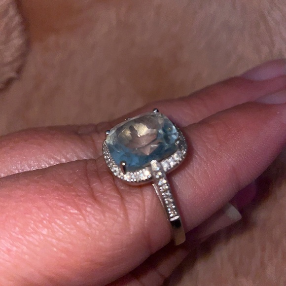 Green amethyst and diamond ring, size 8! - Picture 2 of 2